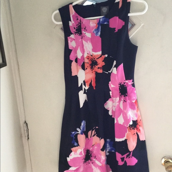 Fully lined sleeveless floral dress - Picture 5 of 15